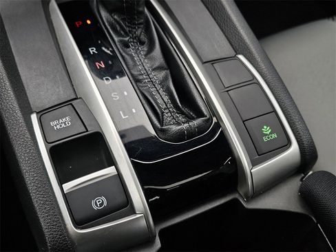 Used 2018 Honda Civic EX image 27