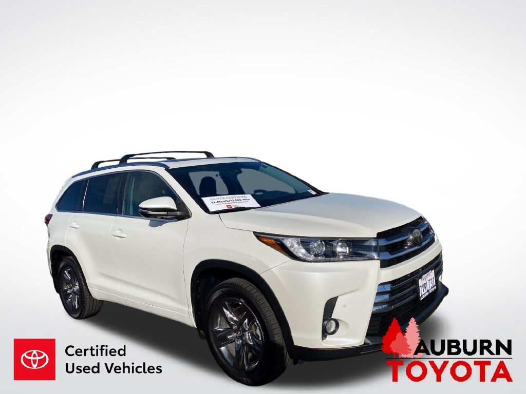 Certified 2017 Toyota Highlander Limited Platinum w/ Carpet Mat Package AWD/4WD image 4