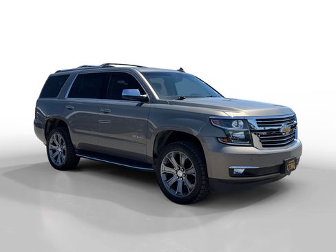 Used 2017 Chevrolet Tahoe Premier AWD/4WD image 7