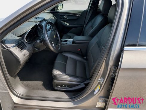 Used 2019 Chevrolet Impala LT FWD image 13