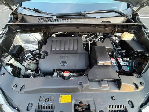 Used 2016 Toyota Highlander Plus FWD image 27