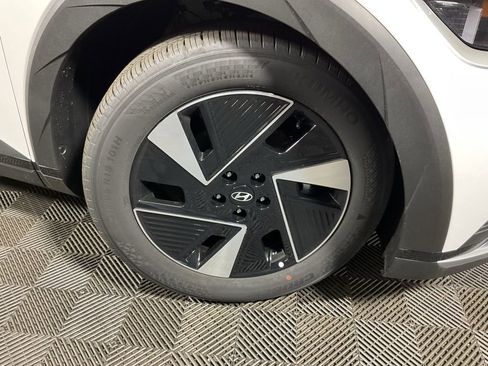 New 2025 Hyundai Ioniq 5 SEL image 36