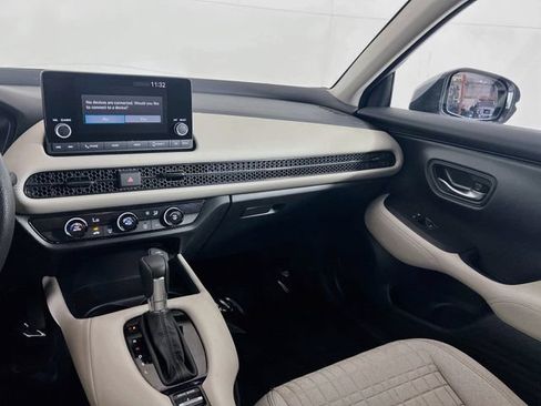 Used 2025 Honda HR-V LX image 18