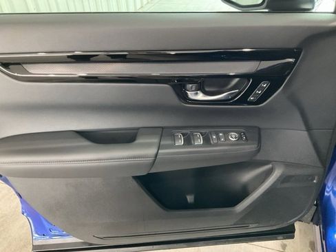 Certified 2025 Honda CR-V EX-L image 5