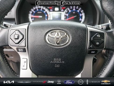 Used 2018 Toyota 4Runner SR5 image 15