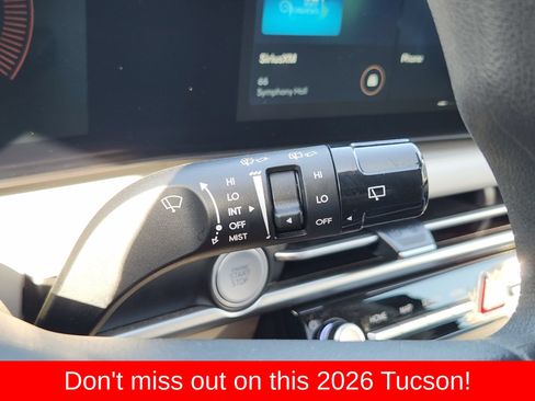 Used 2026 Hyundai Tucson SEL FWD image 38