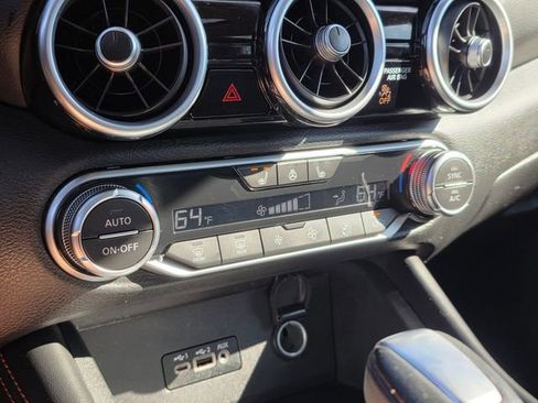 Used 2022 Nissan Sentra SR w/ Trunk Package image 25