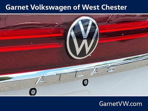 New 2026 Volkswagen Atlas Cross Sport SE AWD/4WD image 12