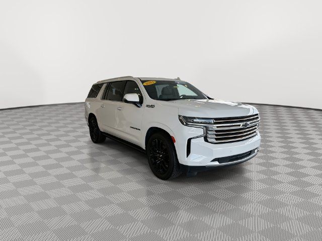 Certified 2024 Chevrolet Suburban High Country AWD/4WD image 2