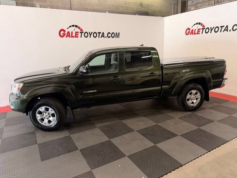 Used 2014 Toyota Tacoma 4x4 Double Cab w/ SR5 Package image 9