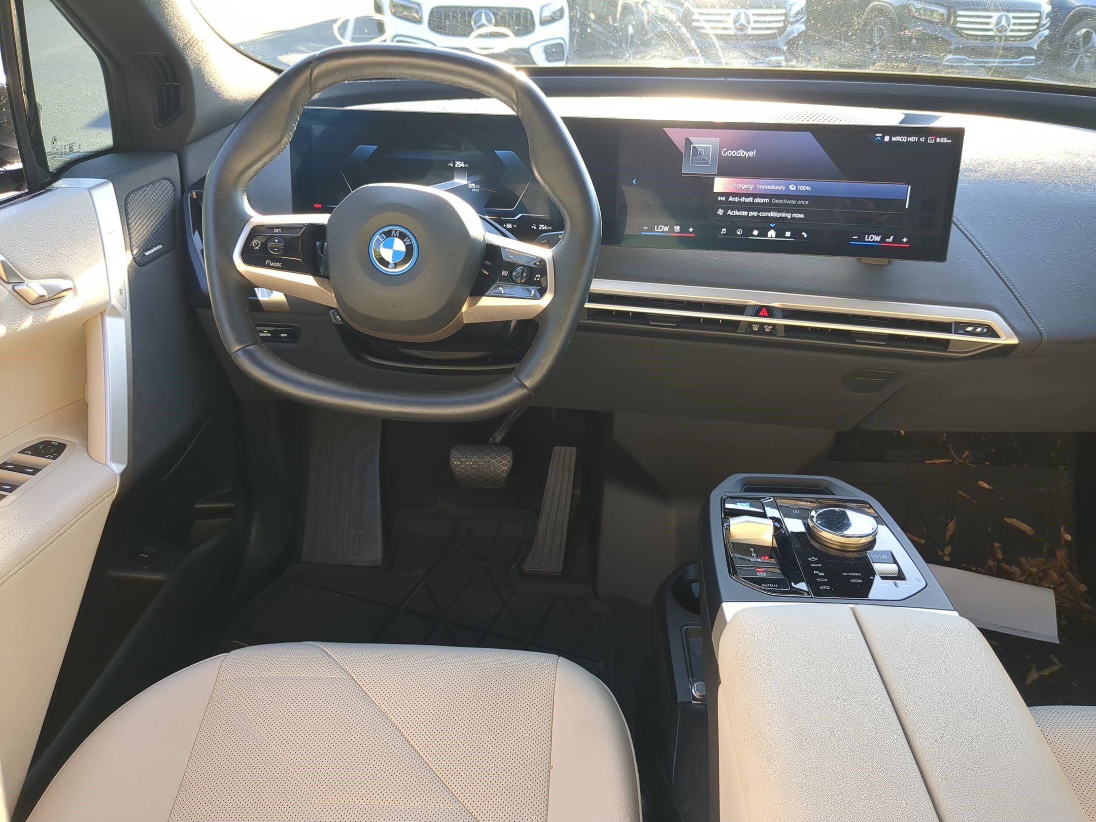 Certified 2025 BMW iX xDrive50 w/ Premium Package AWD/4WD image 30