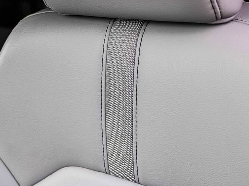 Certified 2025 Honda Pilot Touring image 25