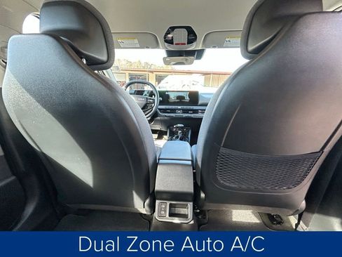 Used 2025 Kia K4 EX image 21