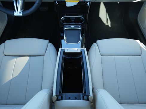 New 2026 Mercedes-Benz CLA 250 4MATIC image 28