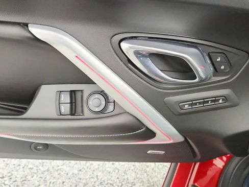 Used 2017 Chevrolet Camaro SS image 29