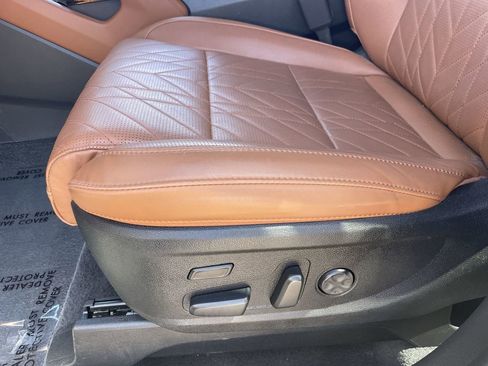 Certified 2025 Kia Telluride SX Prestige X-Line AWD/4WD image 19