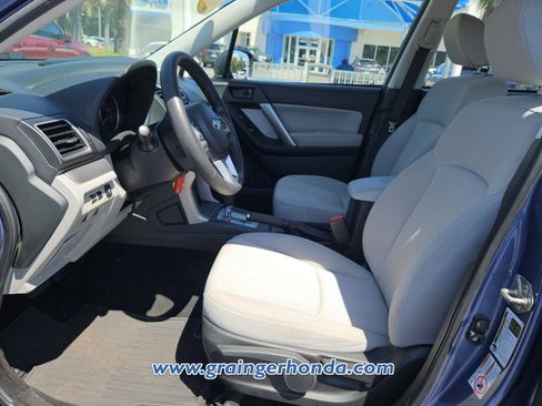 Used 2018 Subaru Forester 2.5i w/ Alloy Wheel Package AWD/4WD image 10