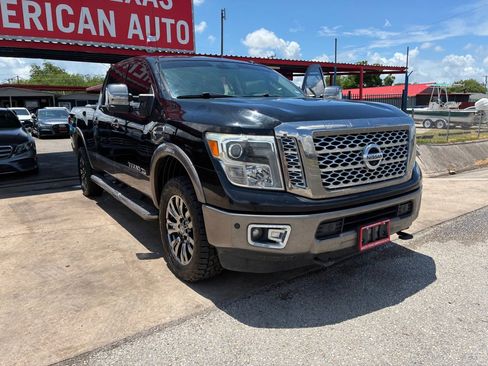 Used 2016 Nissan Titan Platinum Reserve RWD image 6