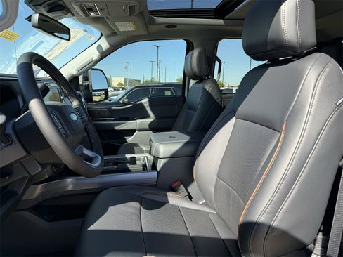 New 2026 Ford F350 Lariat w/ Black Appearance Package image 43