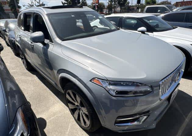 Used 2025 Volvo XC90 T8 Plus AWD/4WD image 7