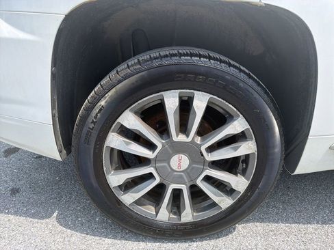 Used 2017 GMC Terrain Denali AWD/4WD image 12