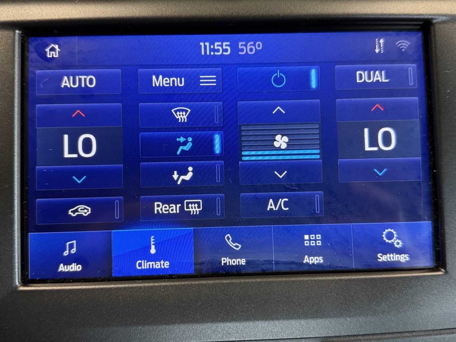 Used 2020 Ford Fusion SE FWD image 13