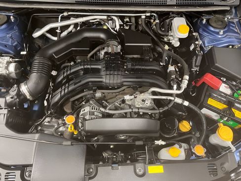 Used 2022 Subaru Crosstrek 2.0i image 9