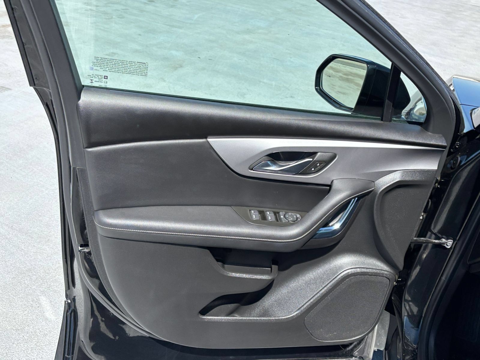Used 2026 Chevrolet Blazer LT FWD image 19
