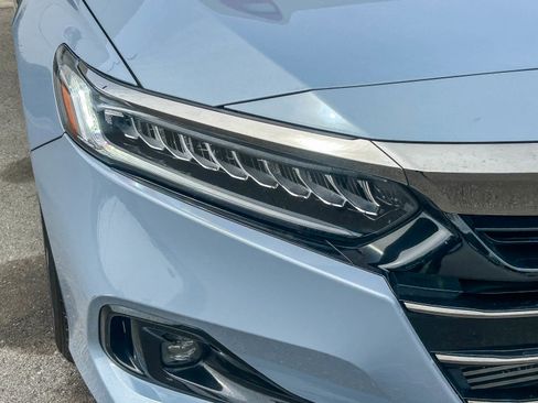 Used 2022 Honda Accord Sport image 4
