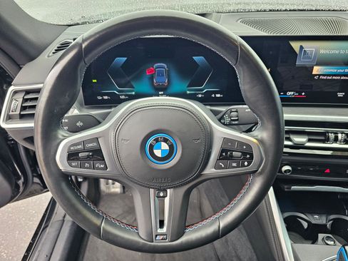 Certified 2022 BMW i4 M50 w/ Premium Package image 17