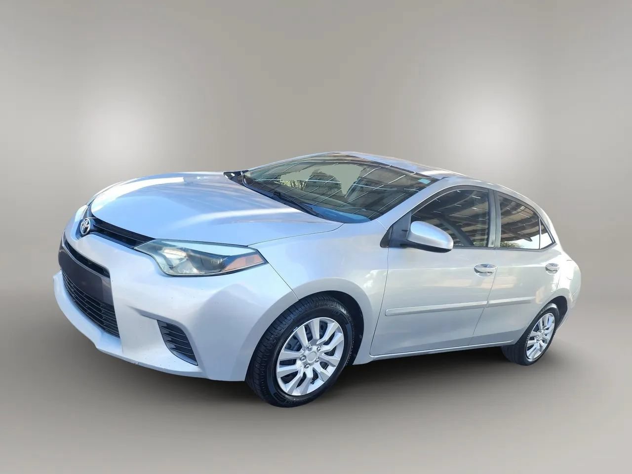 Used 2015 Toyota Corolla LE FWD image 17