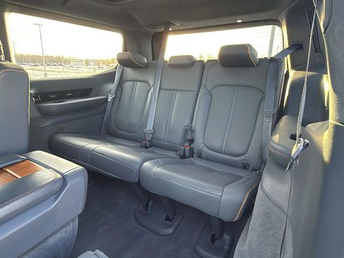 Used 2023 Jeep Grand Wagoneer Series II image 27