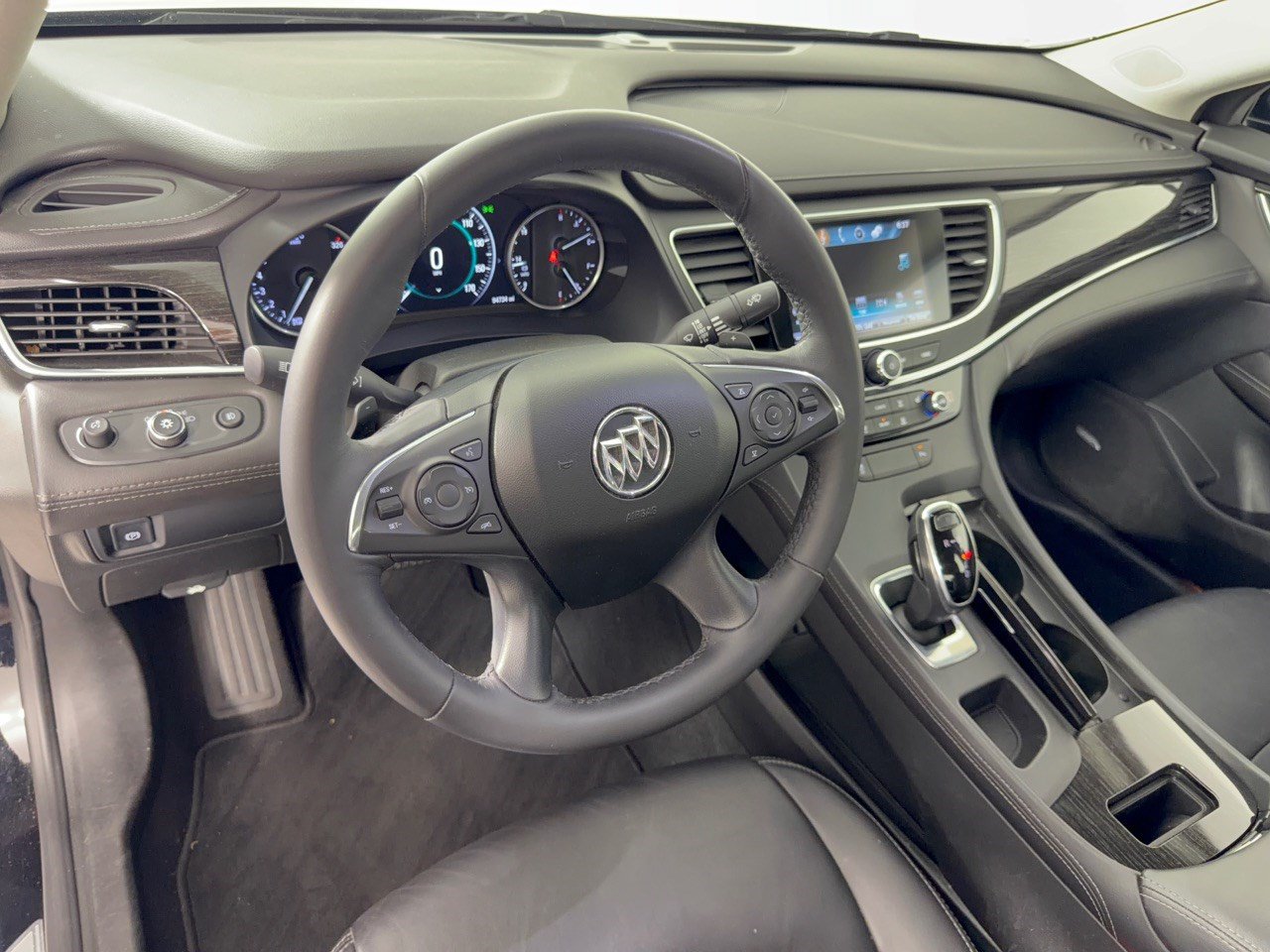 Used 2017 Buick LaCrosse Essence w/ Sights and Sounds Package FWD image 4