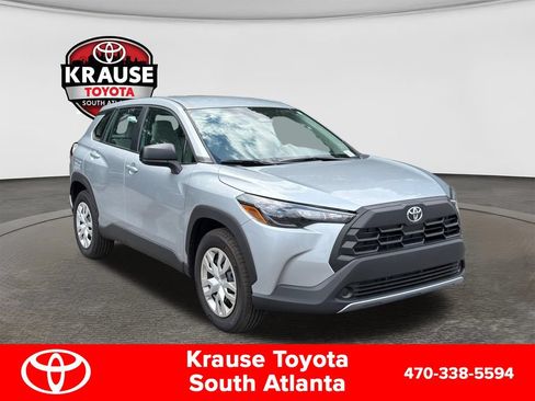 Used 2026 Toyota Corolla Cross L FWD image 3