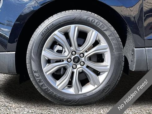 Used 2023 Ford Edge Titanium w/ Cargo Accessory Package AWD/4WD image 9