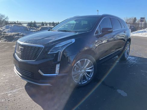 Certified 2024 Cadillac XT5 Premium Luxury w/ LPO, Floor Liner Package image 7