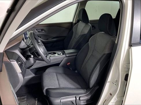 Used 2021 Nissan Rogue S AWD/4WD image 24