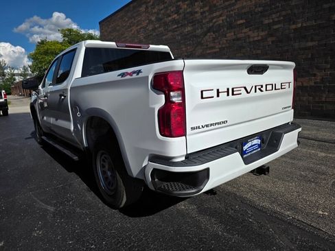 Used 2022 Chevrolet Silverado 1500 Custom AWD/4WD image 4