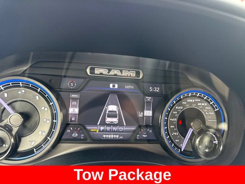 Used 2019 RAM 1500 Limited AWD/4WD image 12