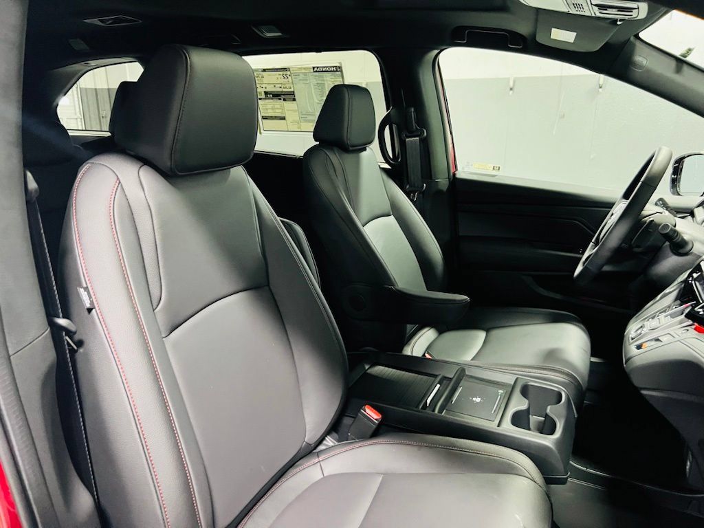 New 2026 Honda Odyssey Sport-L image 30