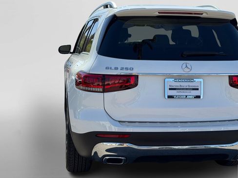 Certified 2023 Mercedes-Benz GLB 250 image 12