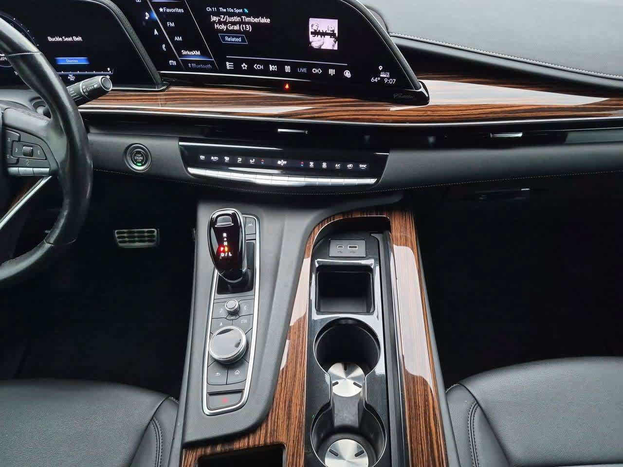 Used 2022 Cadillac Escalade Luxury AWD/4WD image 29