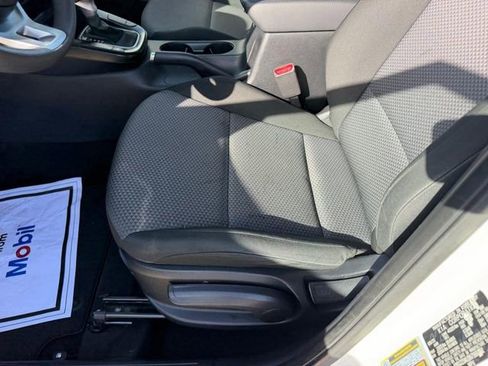 Used 2022 Kia Soul LX w/ Technology Package FWD image 17