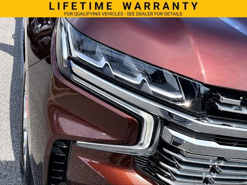 Used 2022 Chevrolet Tahoe Premier AWD/4WD image 33