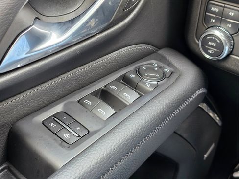 Used 2023 GMC Yukon XL Denali w/ Denali Reserve Package image 63