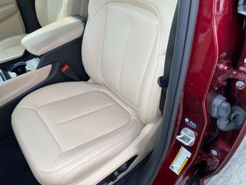 Used 2023 Jeep Grand Cherokee Limited AWD/4WD image 18