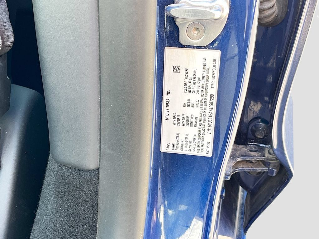 Used 2025 Tesla Model 3 Long Range RWD image 33
