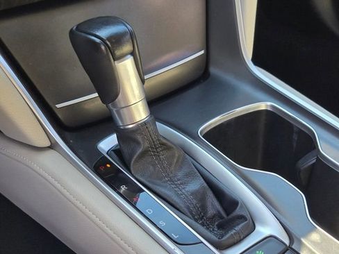 Used 2022 Honda Accord EX-L image 29