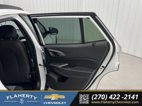 New 2026 Chevrolet Trax LT image 12