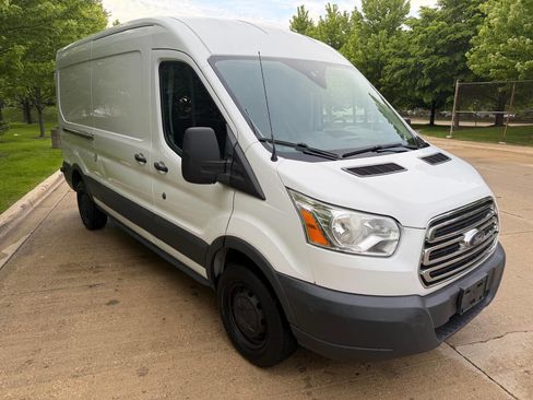Used 2016 Ford Transit 250 148 Medium Roof RWD image 1